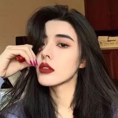 女性枷锁